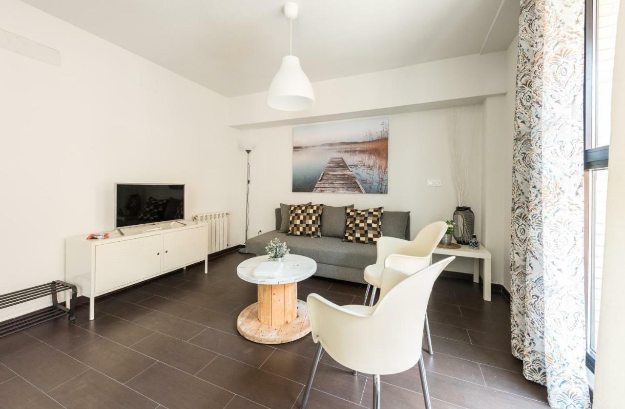 2 Habitaciones Apartamento Temporada En Lucero Мадрид Екстериор снимка